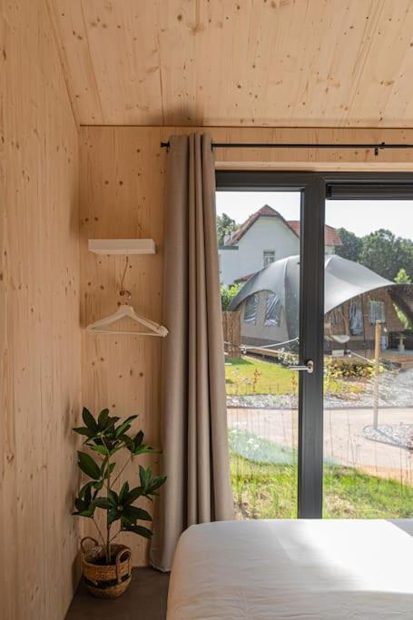 Luxe Tinyhouse Salie Op Klein Vakantiepark Villa Meerssen Exterior photo